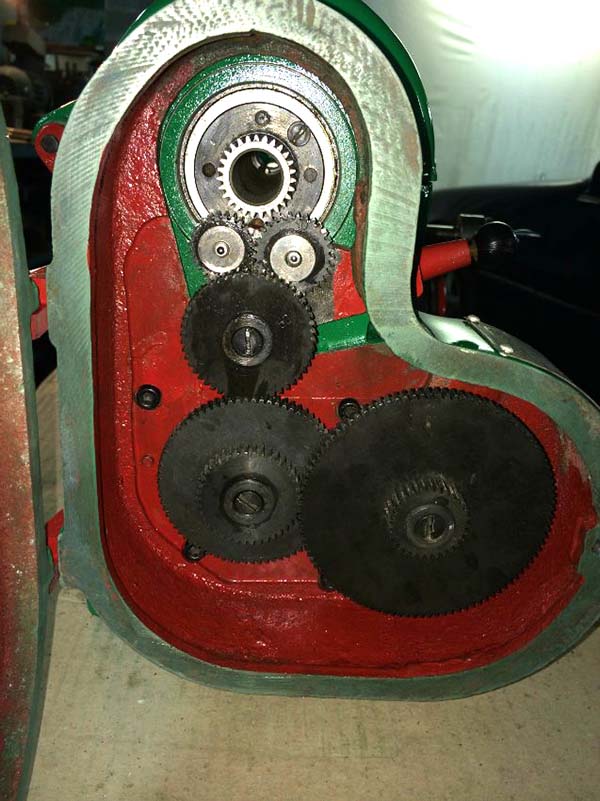 Загальний вигляд токарно-гвинторізного верстата ТВ-16 ТВ16 Загальний вигляд токарно-гвинторізного верстата